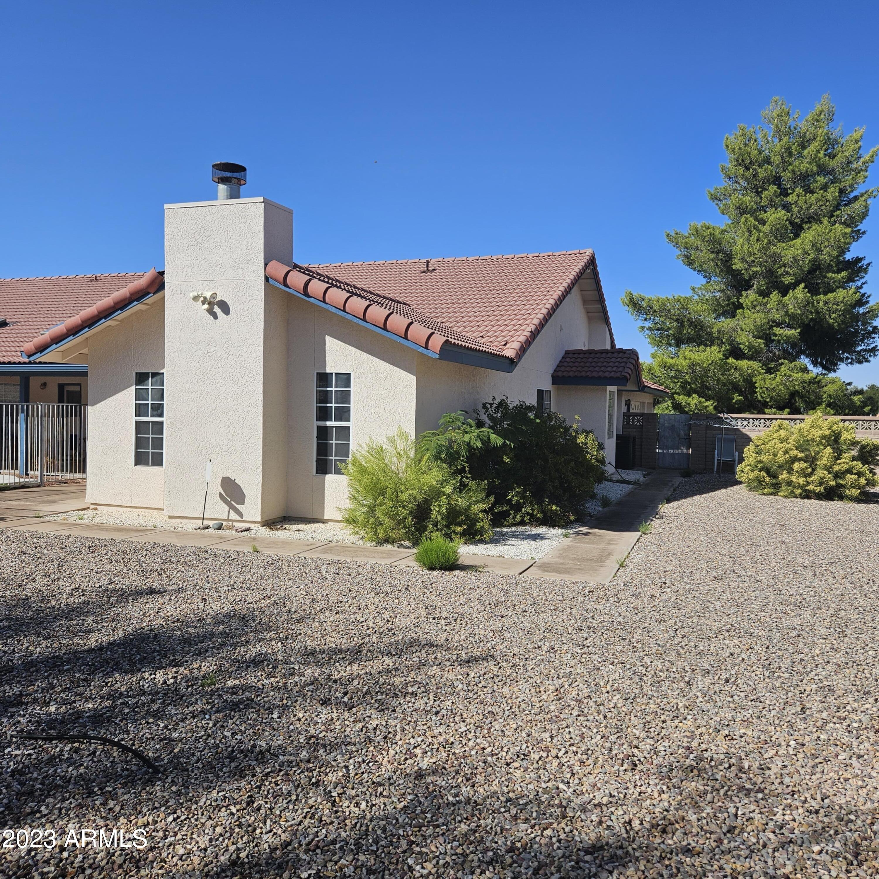 TOWN & COUNTRY ESTATES 6 - Residential