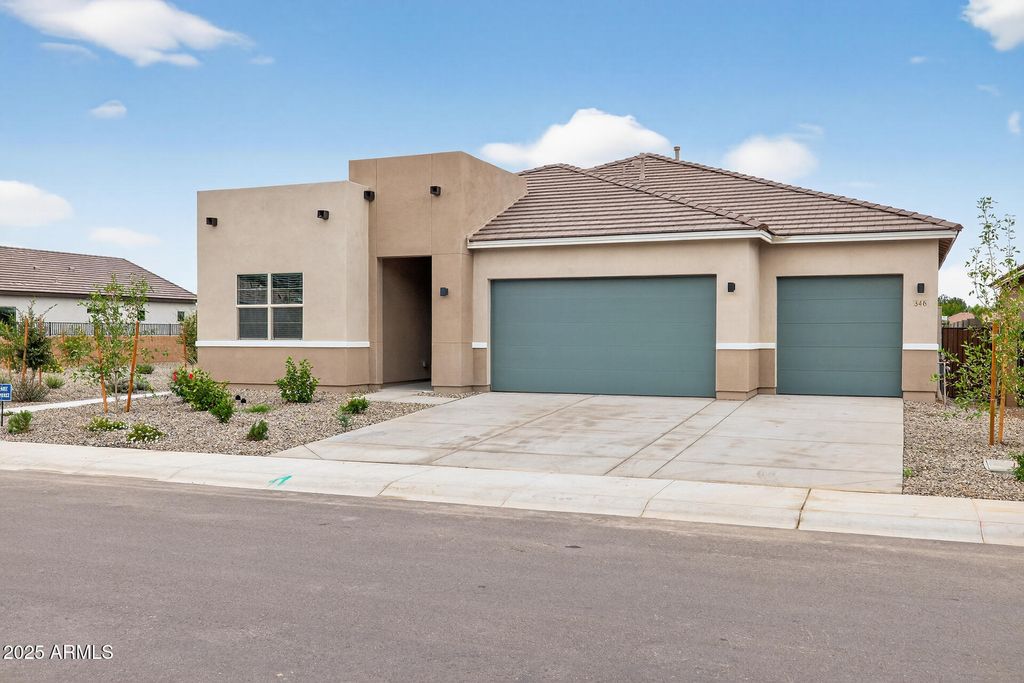 Photo of 346 W Flax Drive, San Tan Valley, AZ 85140 (MLS # 6951369)