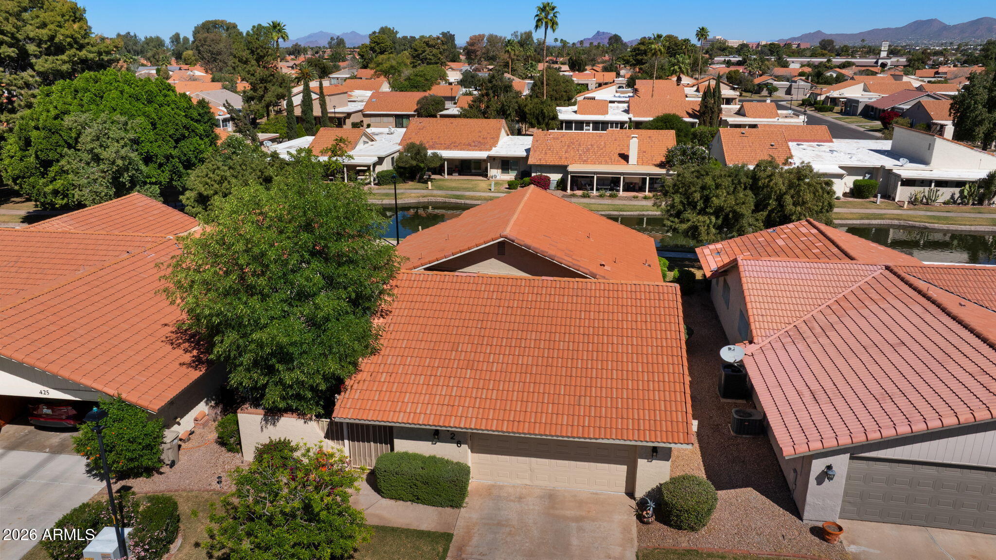 426 LEISURE WORLD --