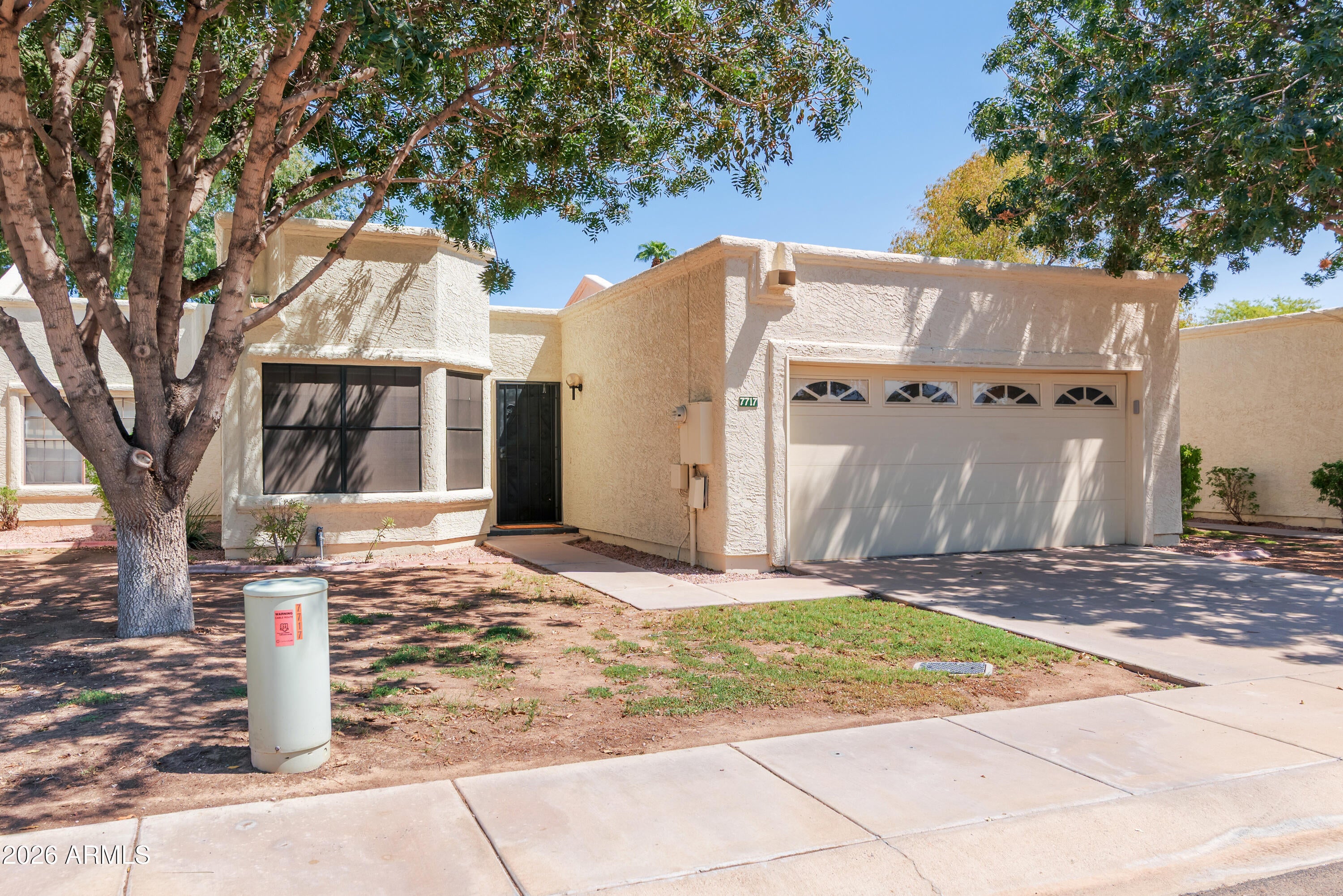 7717 S HEATHER Drive