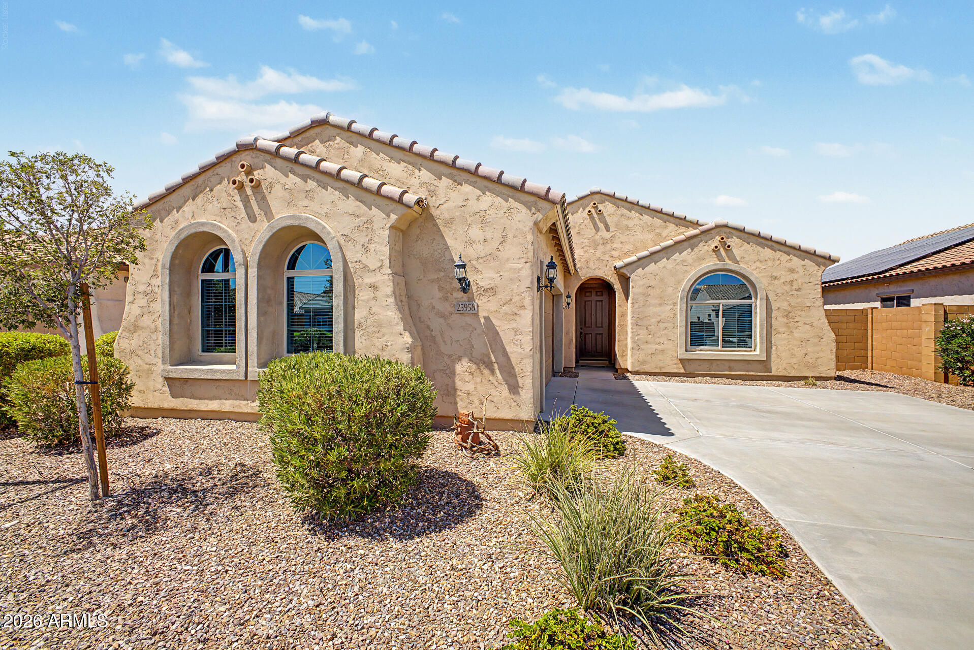 25958 W ORAIBI Drive