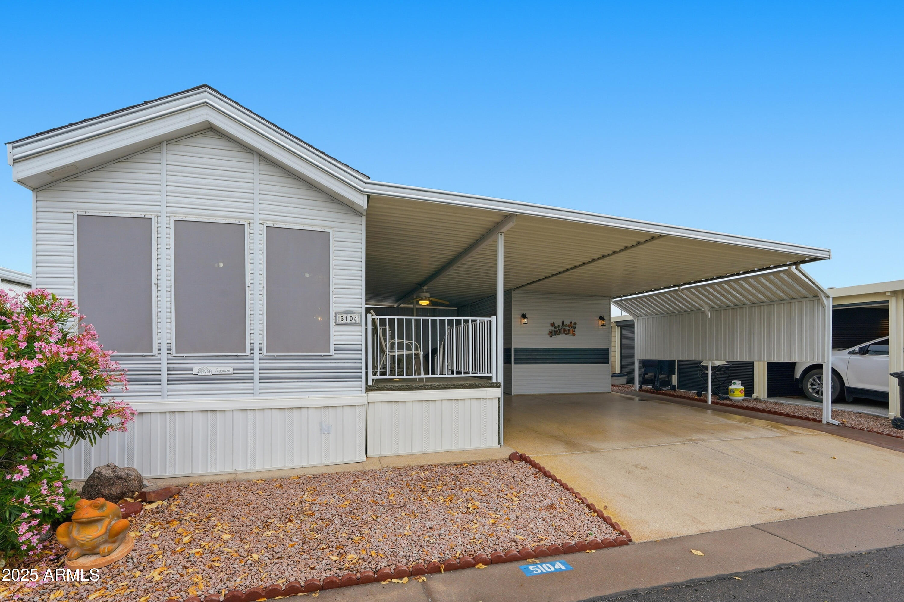 8700 E UNIVERSITY Drive 5104