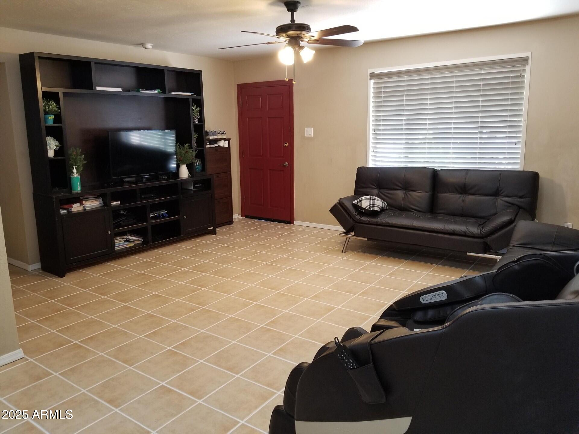 Homes 3 6011 N 33RD Avenue