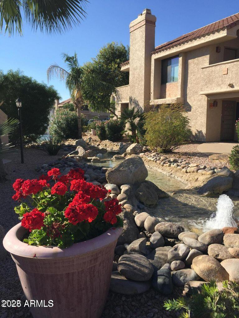 10115 E Mountain View Road Unit 2036