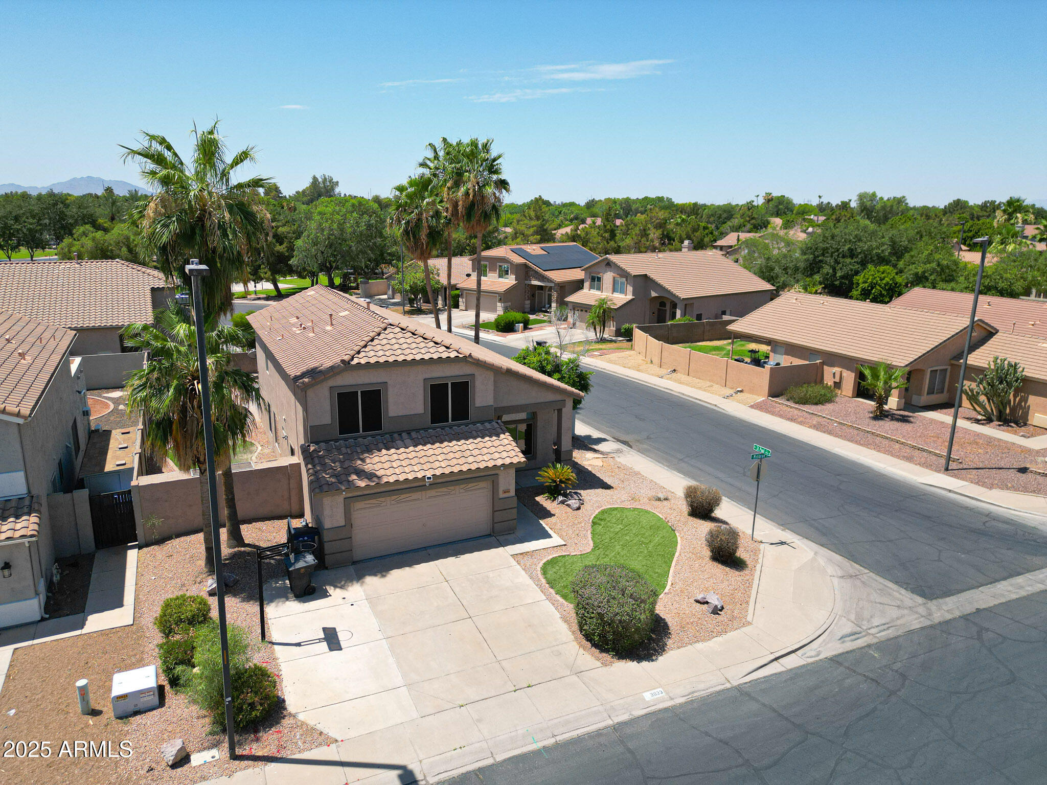 3033 E MILLBRAE Lane