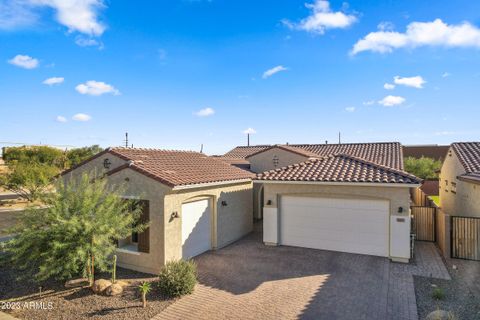 A home in Cave Creek