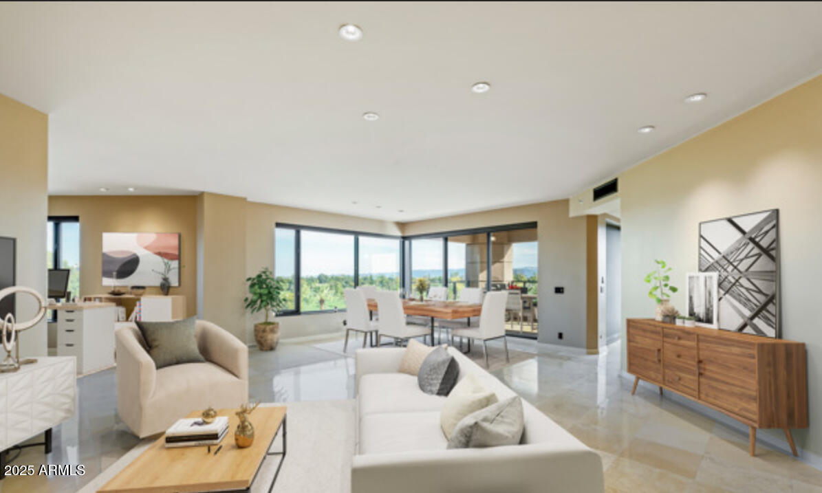 1040 E OSBORN Road 501