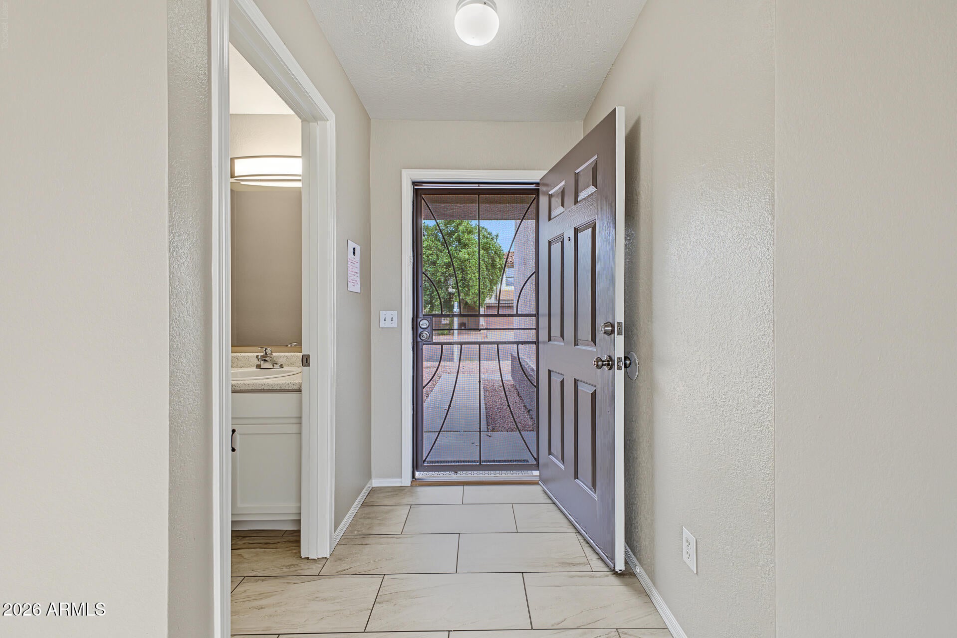 11531 E FLOWER Circle