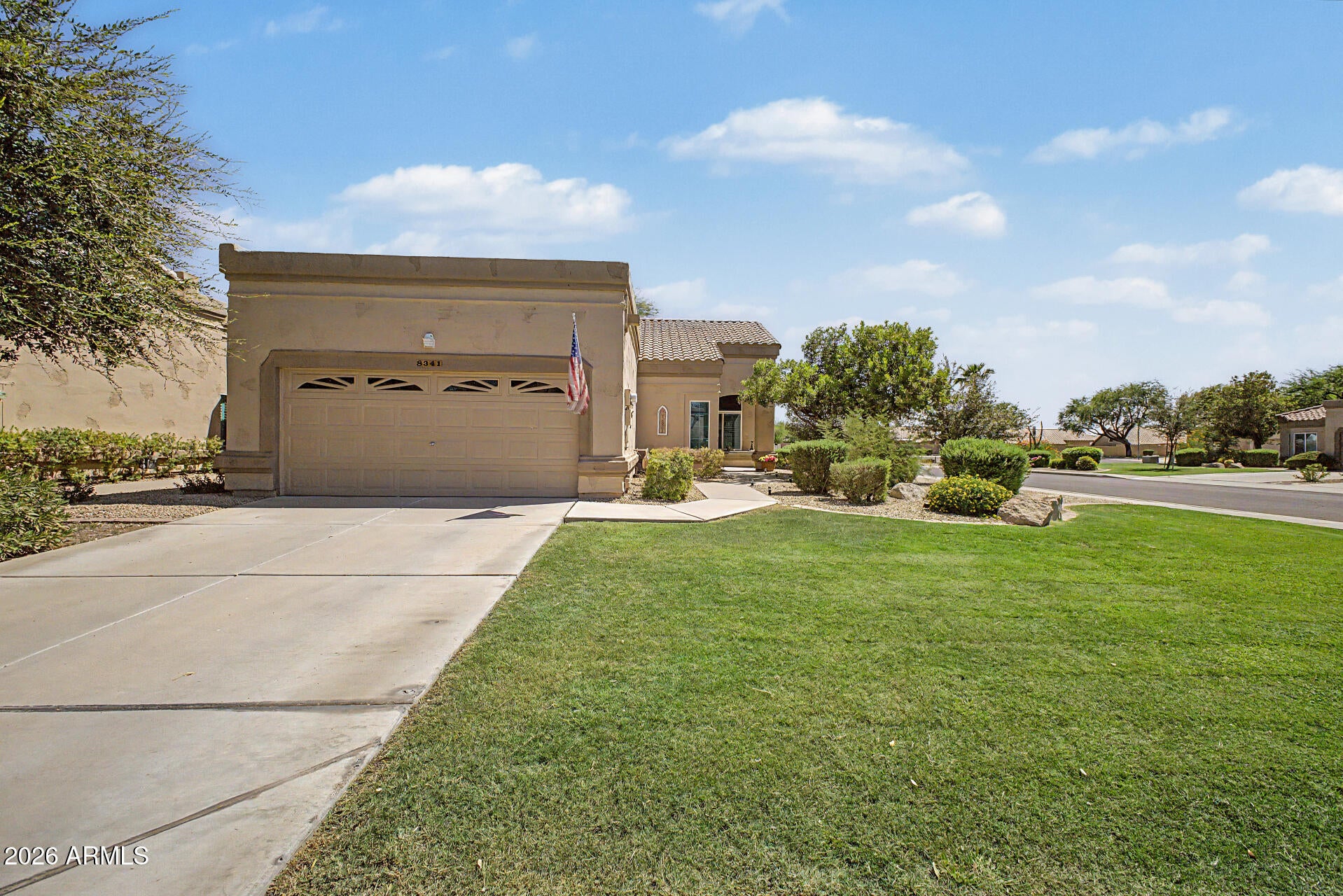 8341 W WESCOTT Drive