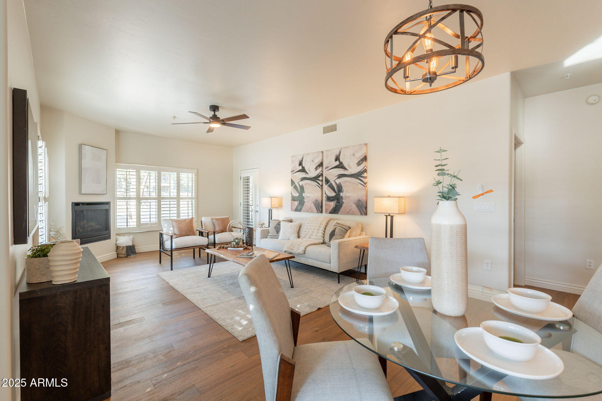 5450 E DEER VALLEY Drive 1208