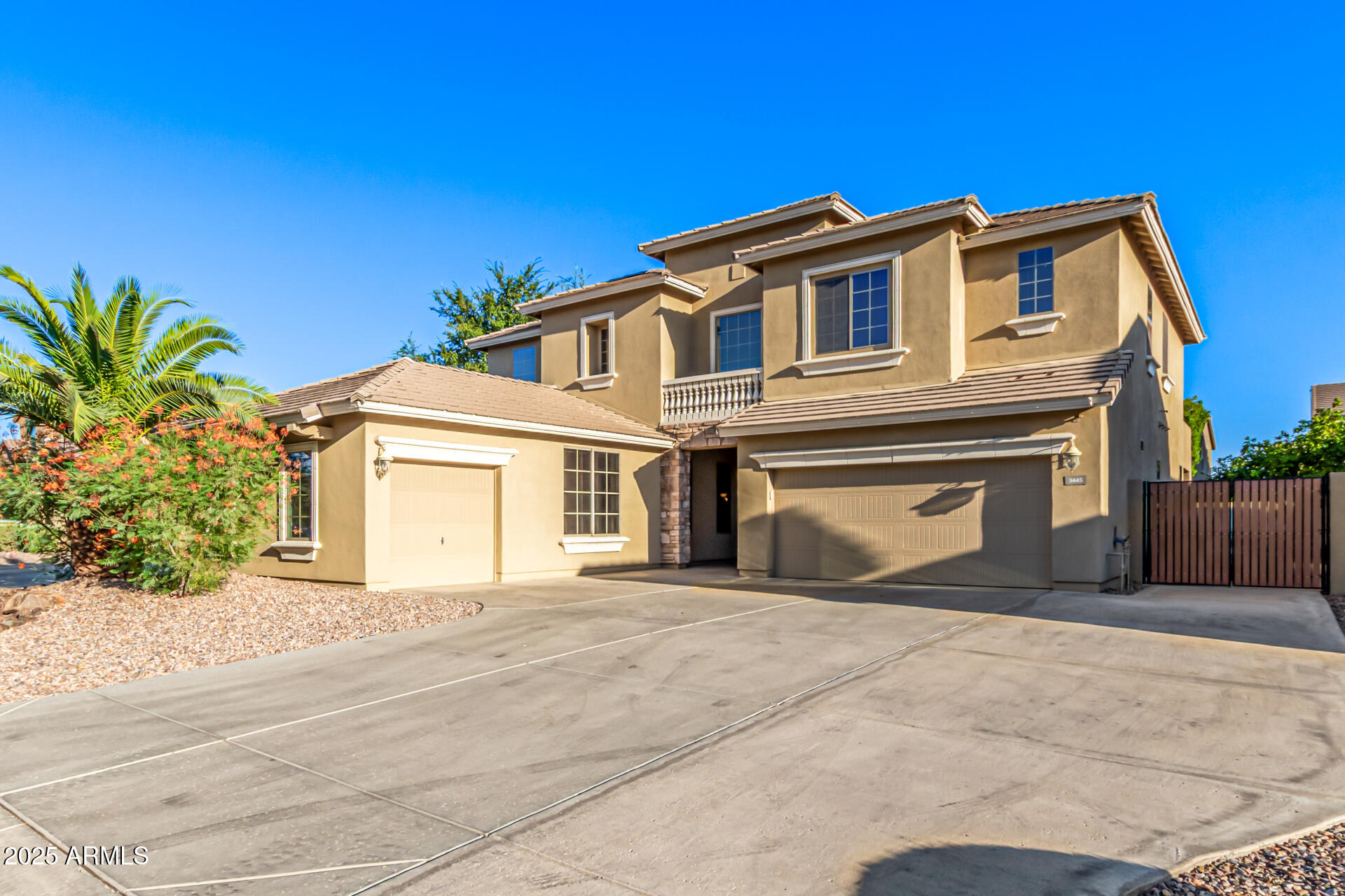 3445 E GRAND CANYON Drive