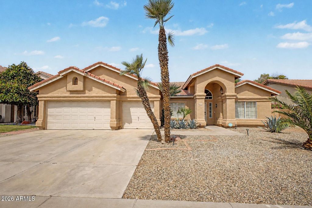 Photo of 11216 W Olive Drive, Avondale, AZ 85392 (MLS # 7019211)