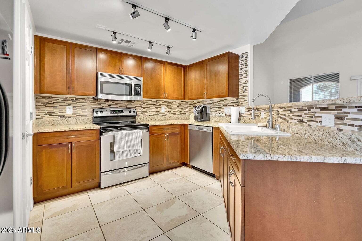 1920 E BELL Road 1061