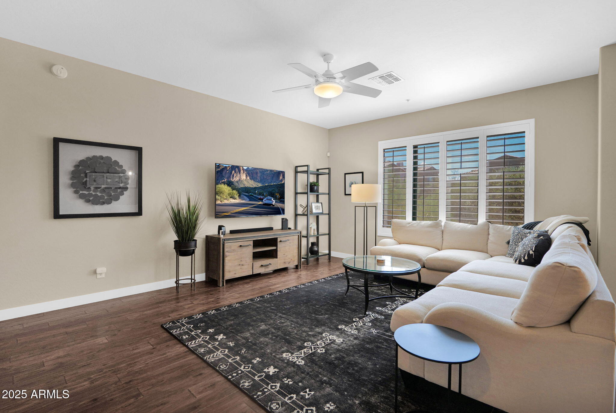 19550 N GRAYHAWK Drive 1063