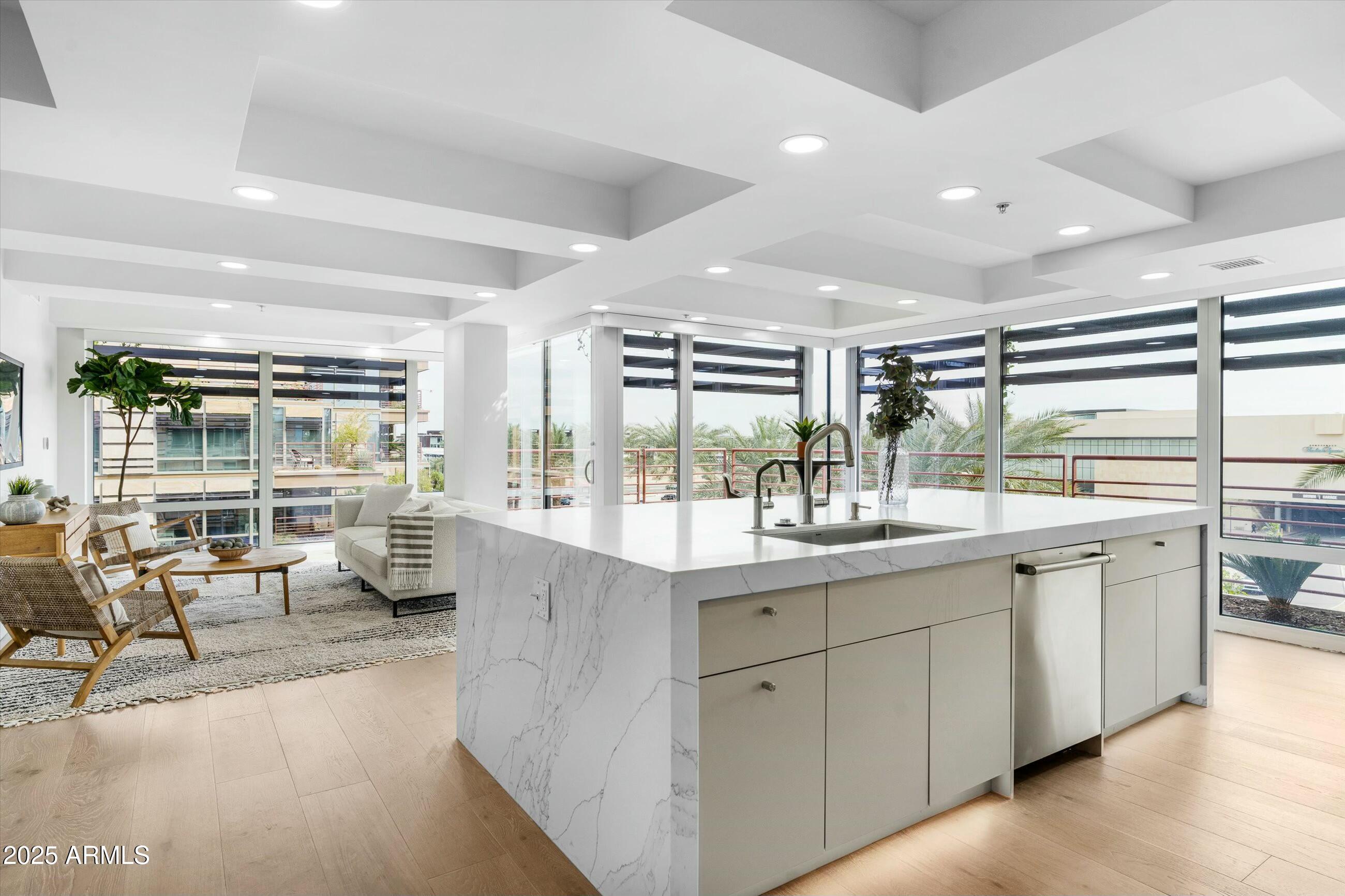 7137 E RANCHO VISTA Drive 5001