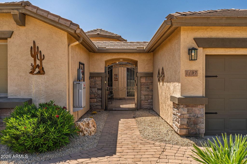Photo of 1197 W Desert Lily Drive, San Tan Valley, AZ 85143 (MLS # 7010253)