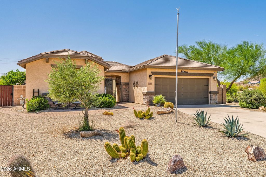 Photo of 1197 W Desert Lily Drive, San Tan Valley, AZ 85143 (MLS # 7010253)
