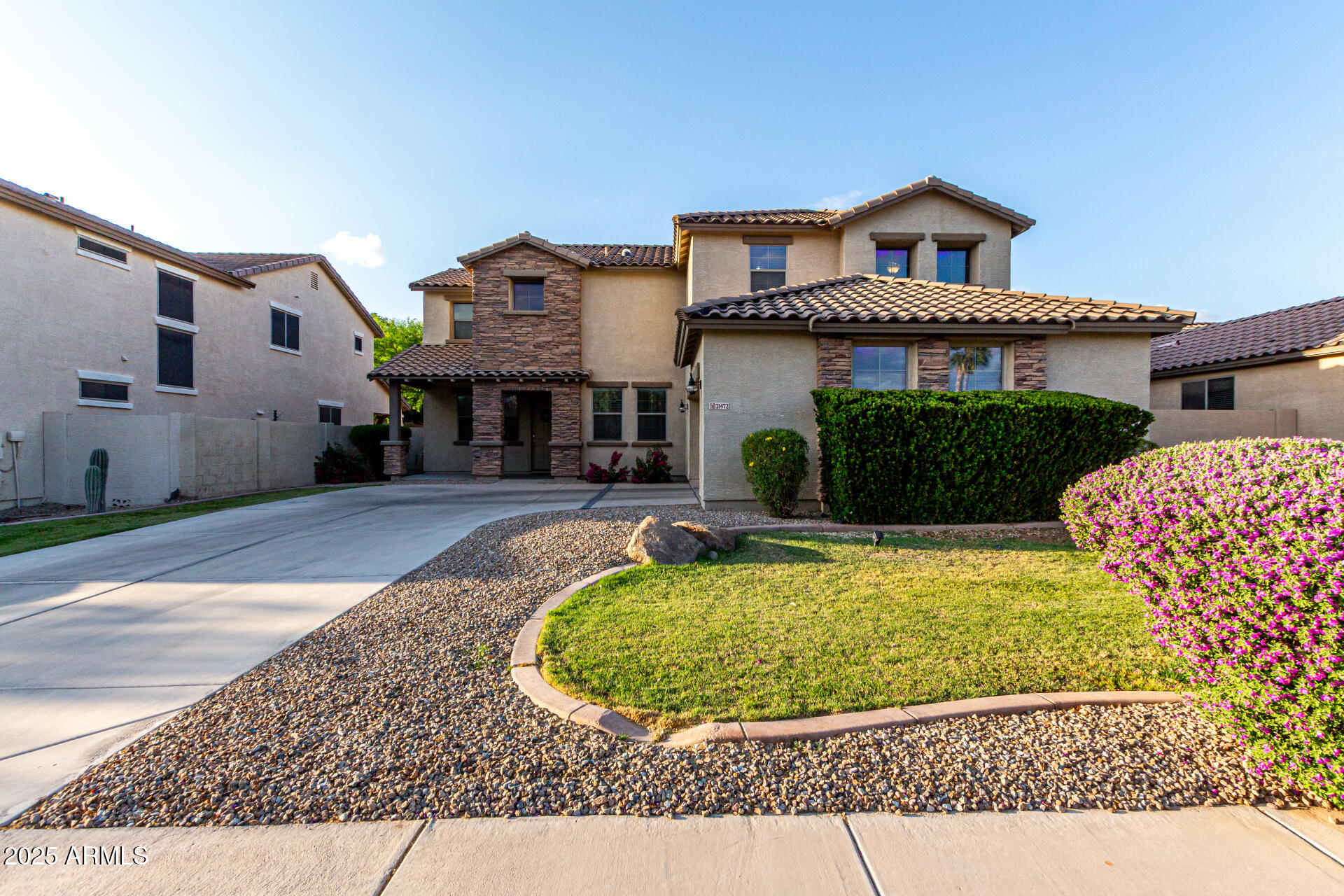 21472 E Saddle Court