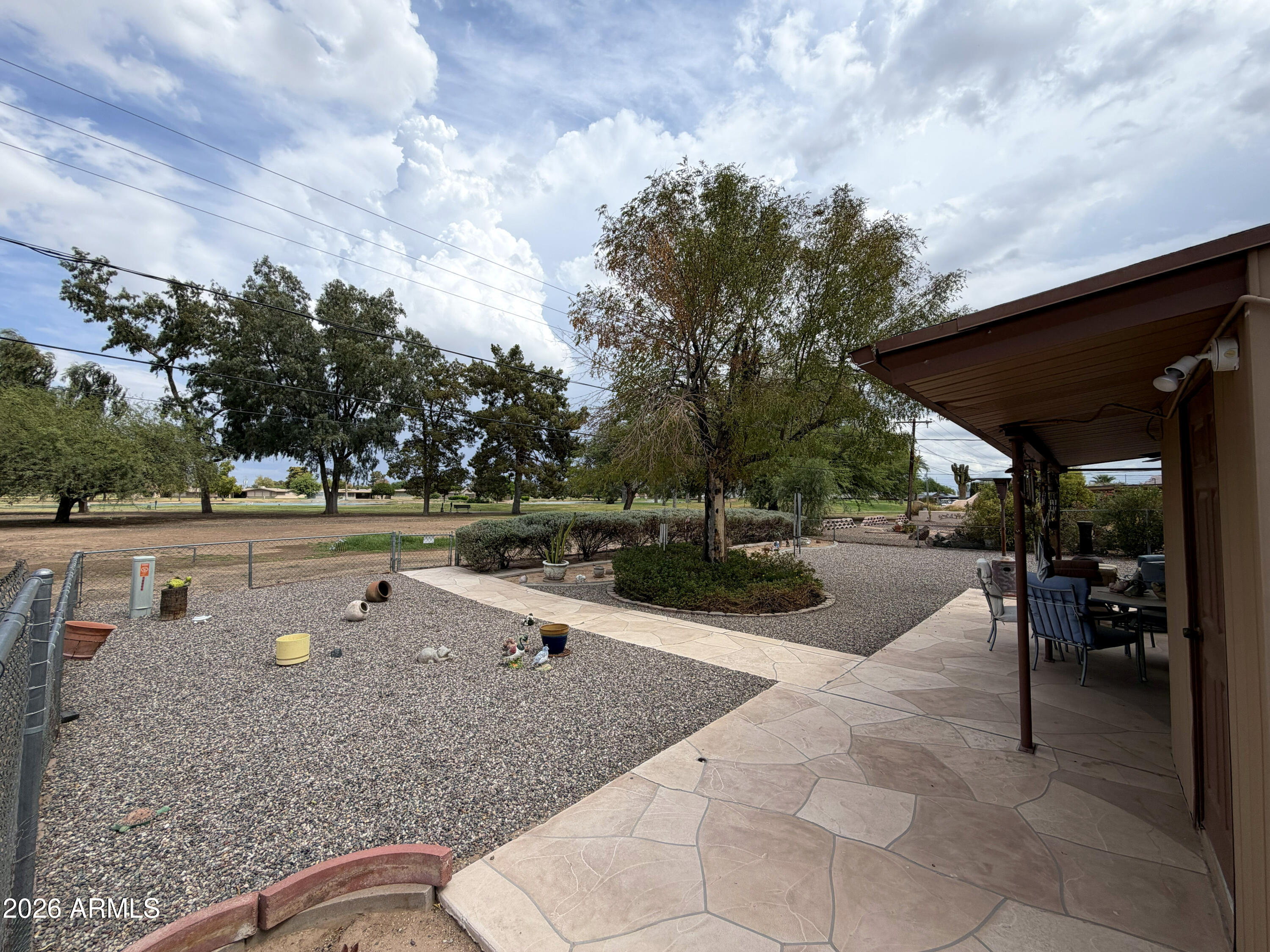 10064 W Peoria Avenue