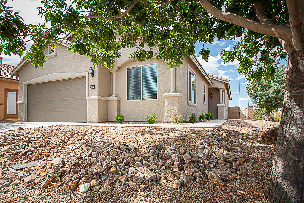 SUMMIT HEIGHTS - Residential