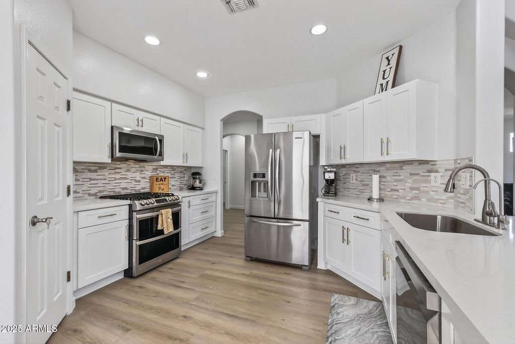 Photo of 18132 W Cardinal Drive, Goodyear, AZ 85338 (MLS # 6984075)