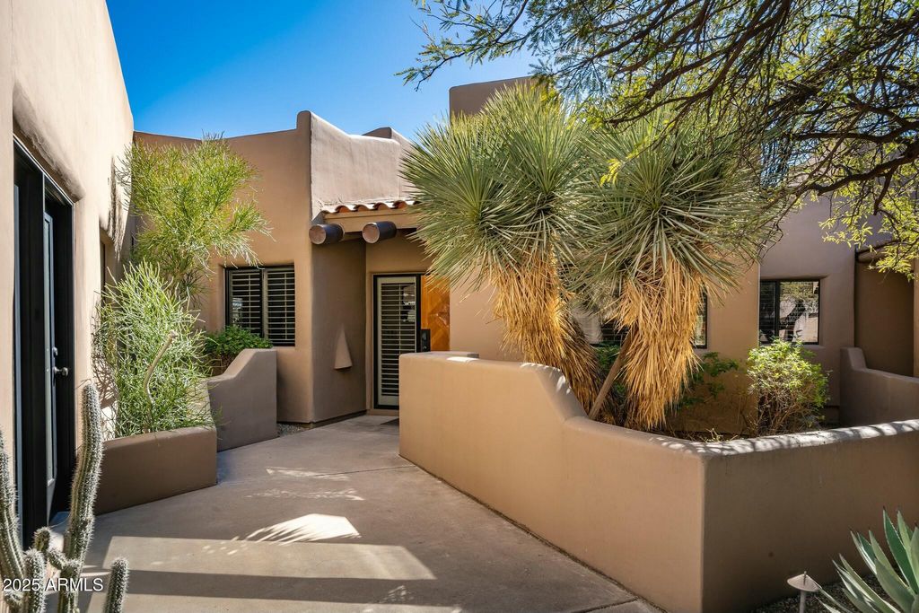 Photo of 9154 E Sunflower Court, Scottsdale, AZ 85266 (MLS # 6857389)