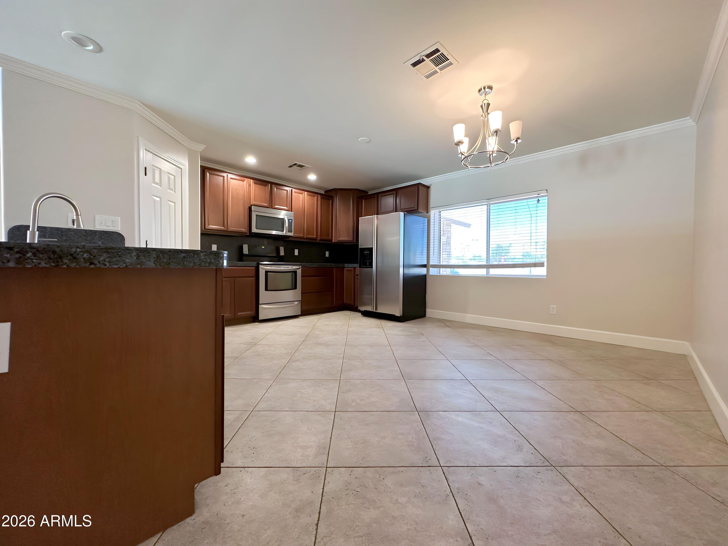 5337 E THUNDERBIRD Road