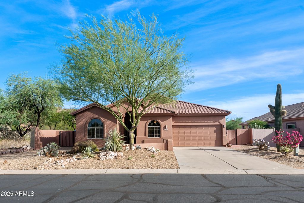 Photo of 7119 E San Cristobal Way, Gold Canyon, AZ 85118 (MLS # 6849853)