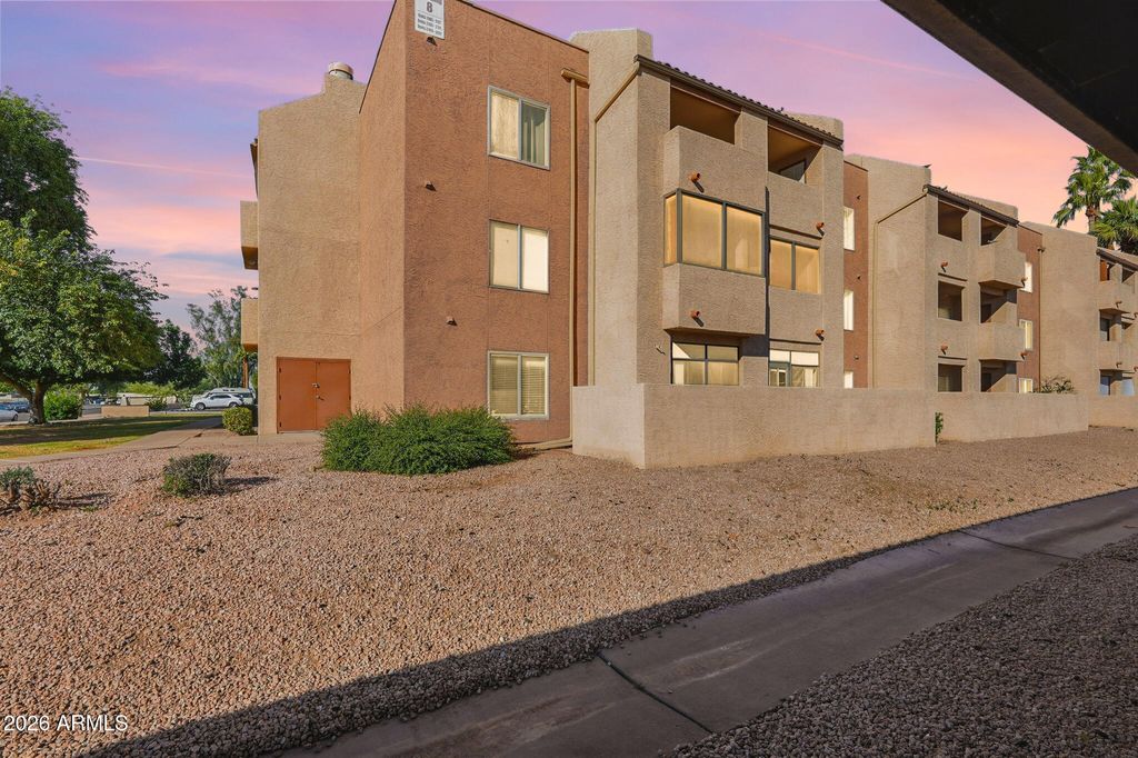 Photo of 540 N May Street #1109, Mesa, AZ 85201 (MLS # 6973261)