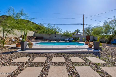 1515 E SUNNYSLOPE Lane Phoenix AZ 85020