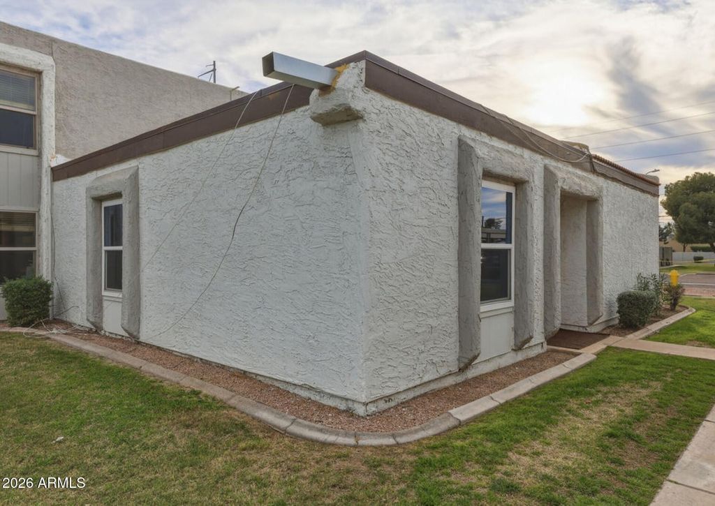 Photo of 6833 S Jentilly Lane, Tempe, AZ 85283 (MLS # 6992306)