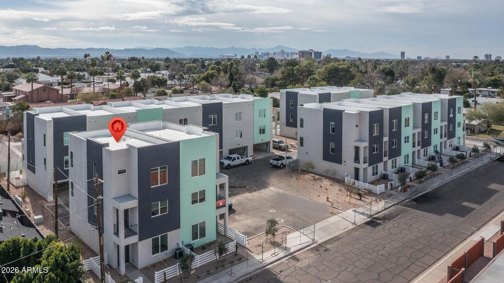 Photo of 2601 E Clarendon Avenue #1, Phoenix, AZ 85016 (MLS # 6975364)