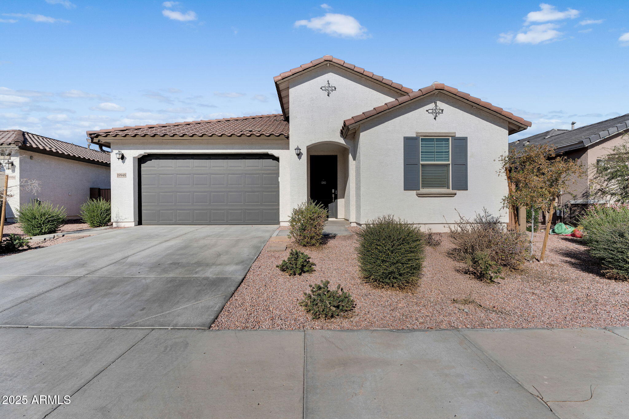 19948 W FLOWER Street