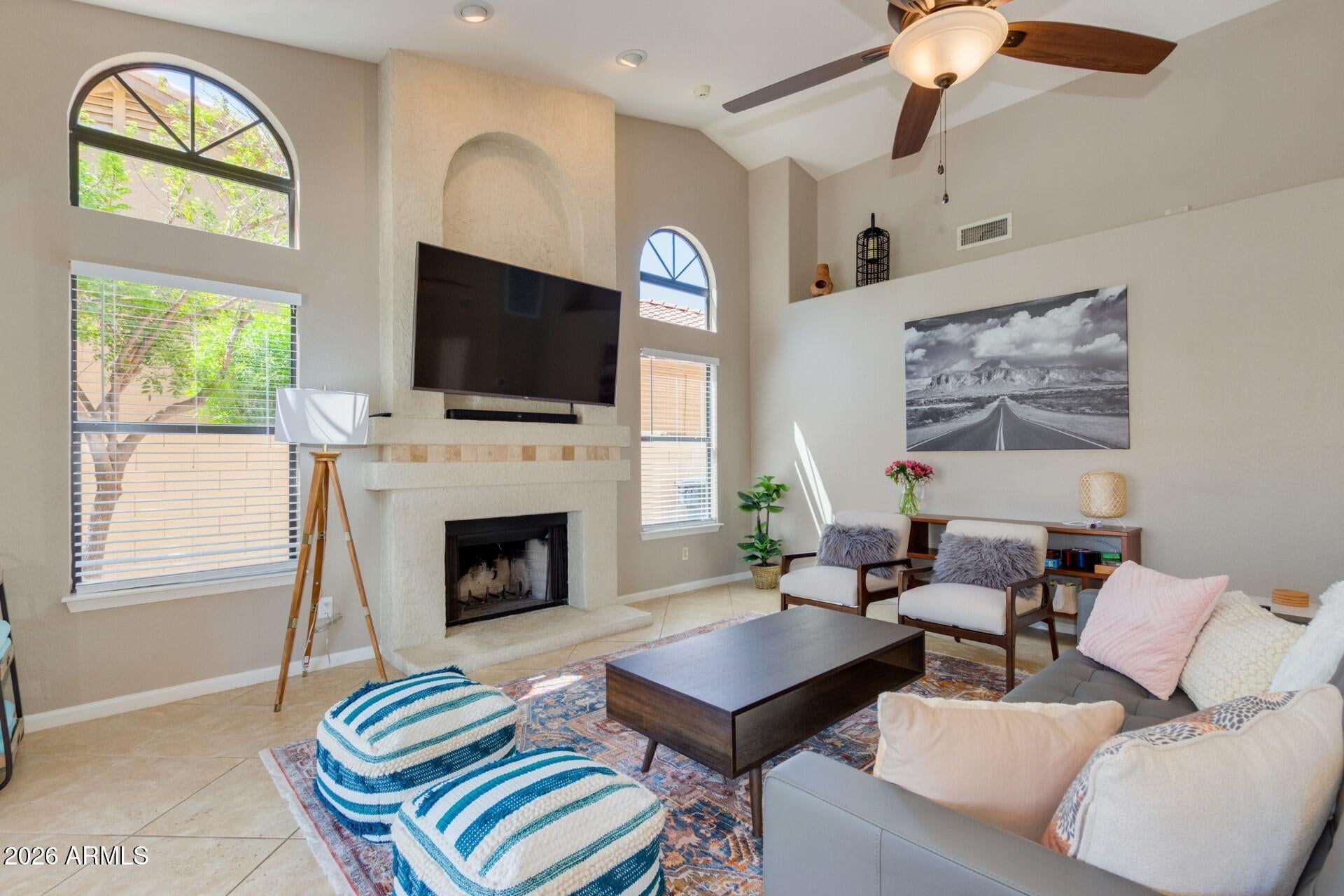 1585 W HONEYSUCKLE Lane