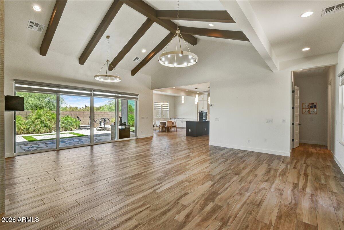 4218 E DESERT VISTA Trail