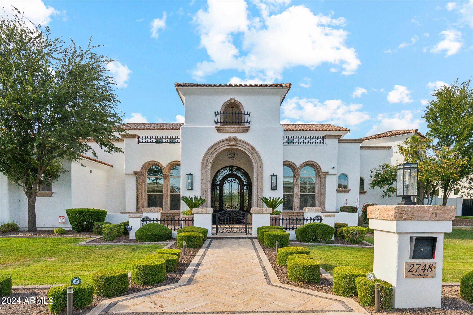 2748 E WARBLER Road