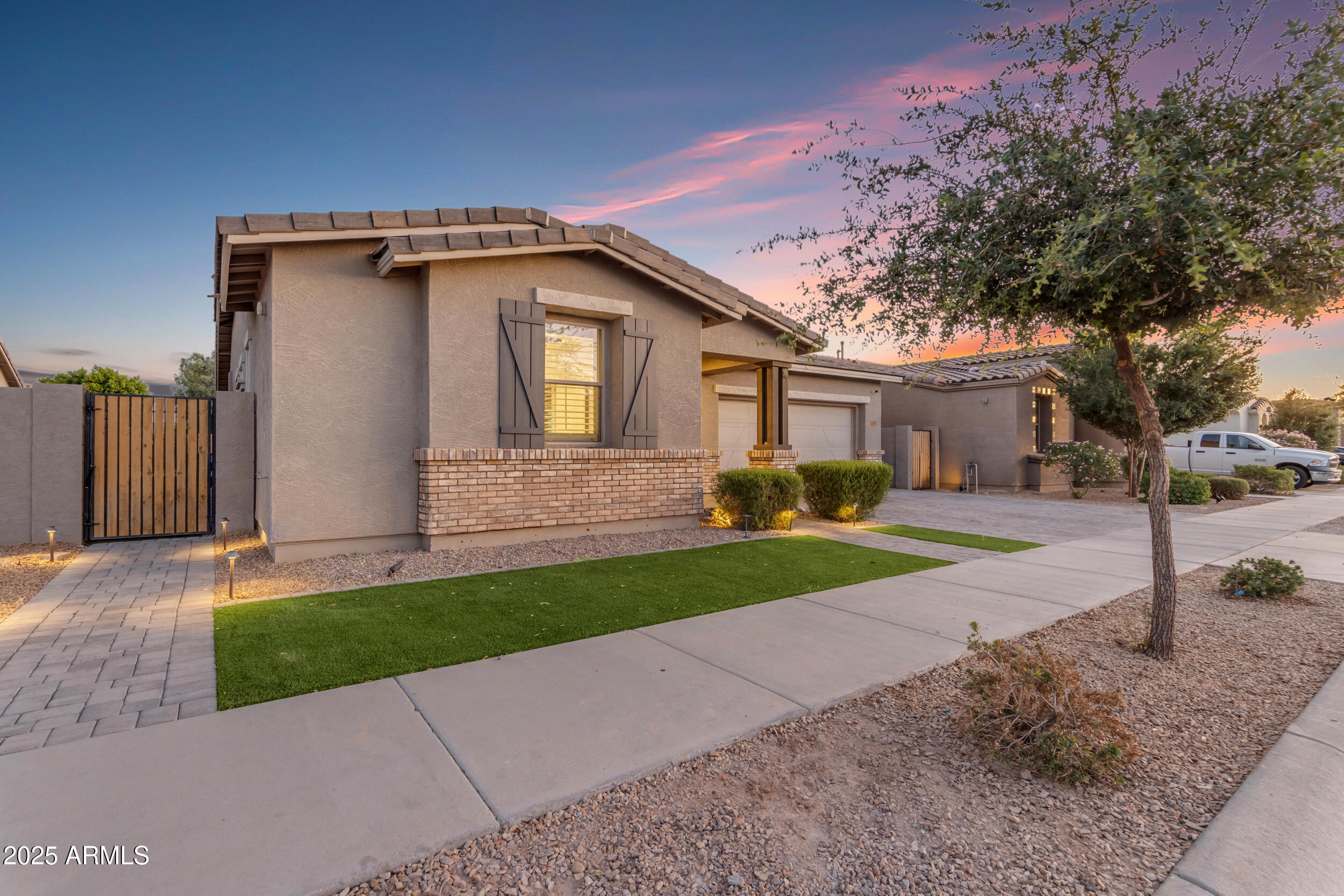 23111 E VIA DEL ORO --
