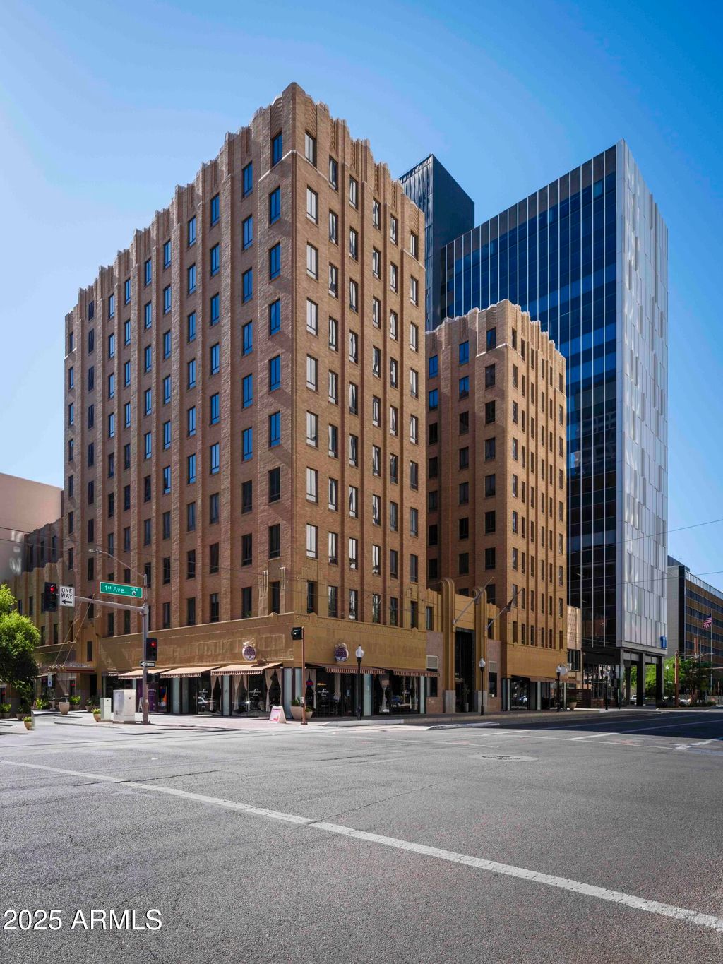 Photo of 114 W Adams Street #907, Phoenix, AZ 85003 (MLS # 6861940)