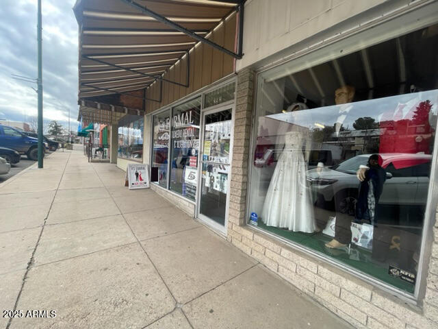 254 N BROAD Street