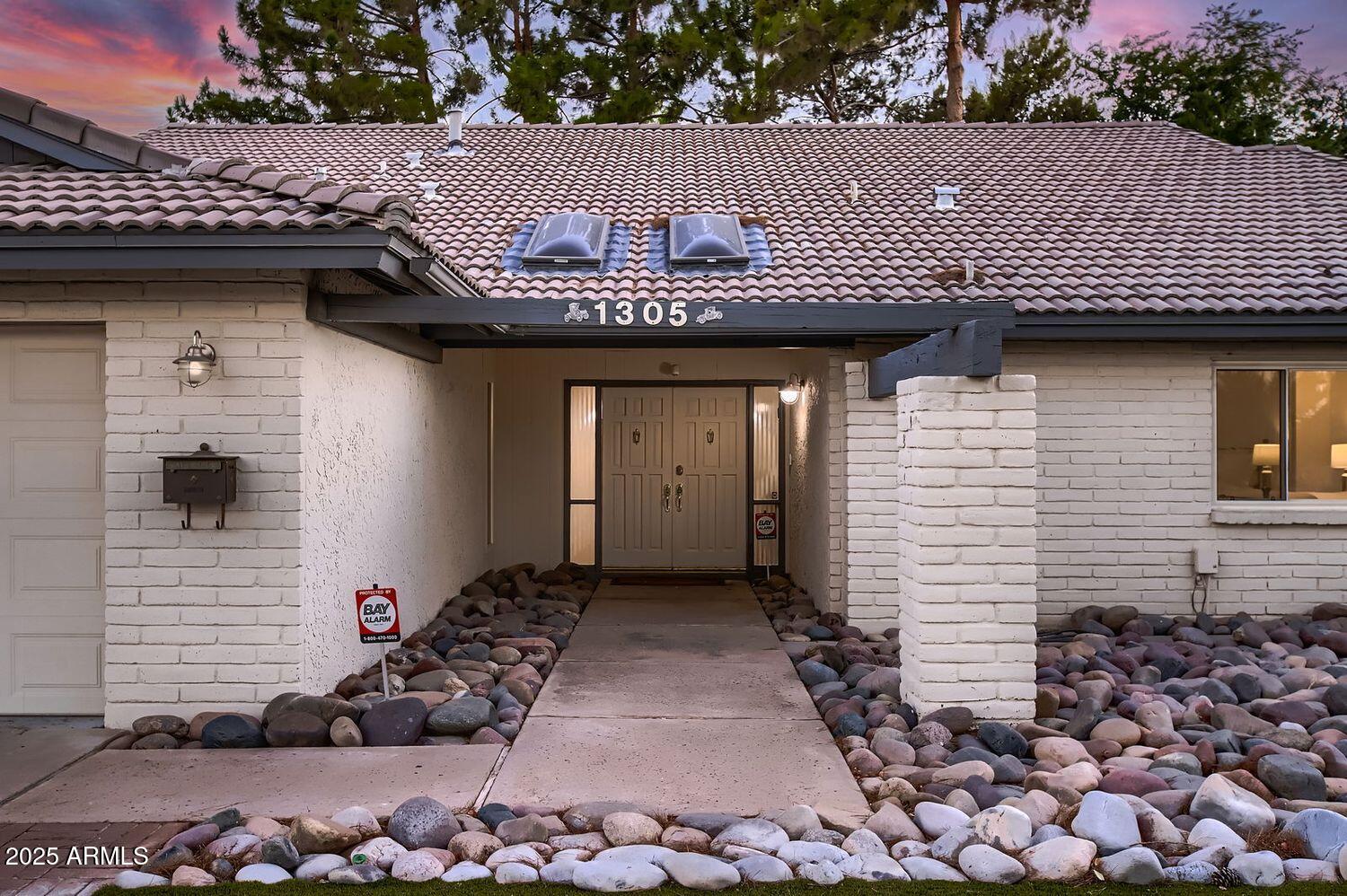 1305 E STEAMBOAT BEND Drive
