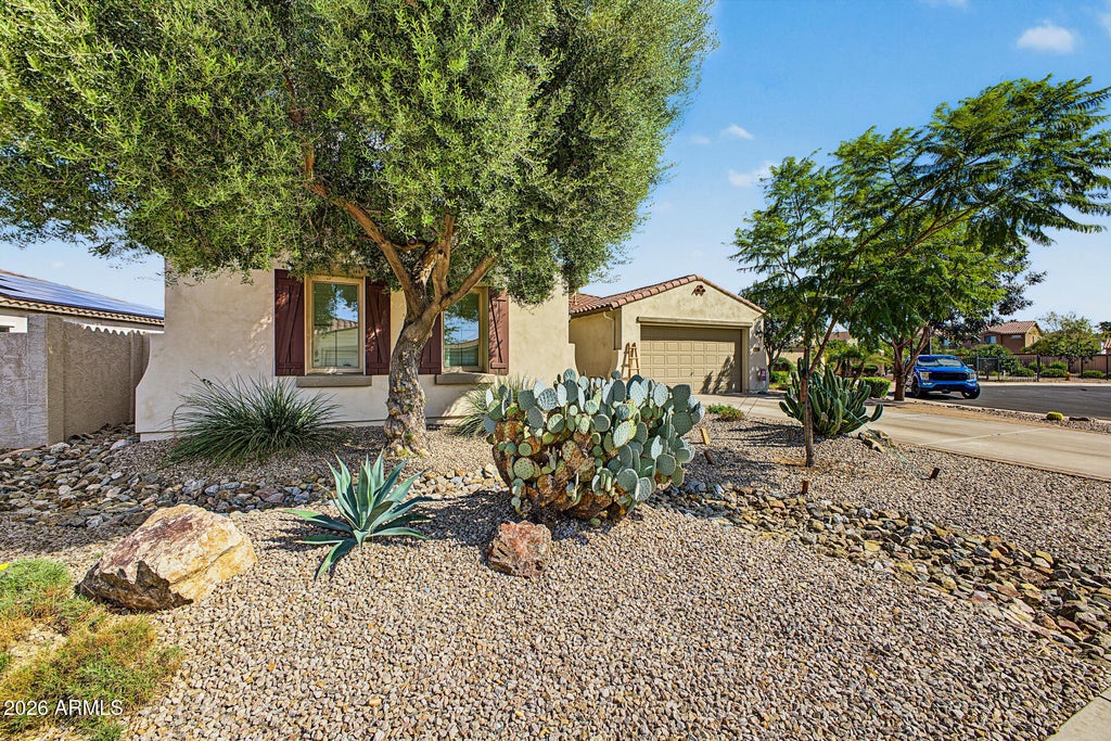 Photo of 4037 E Clubview Drive, Gilbert, AZ 85298 (MLS # 7087958)