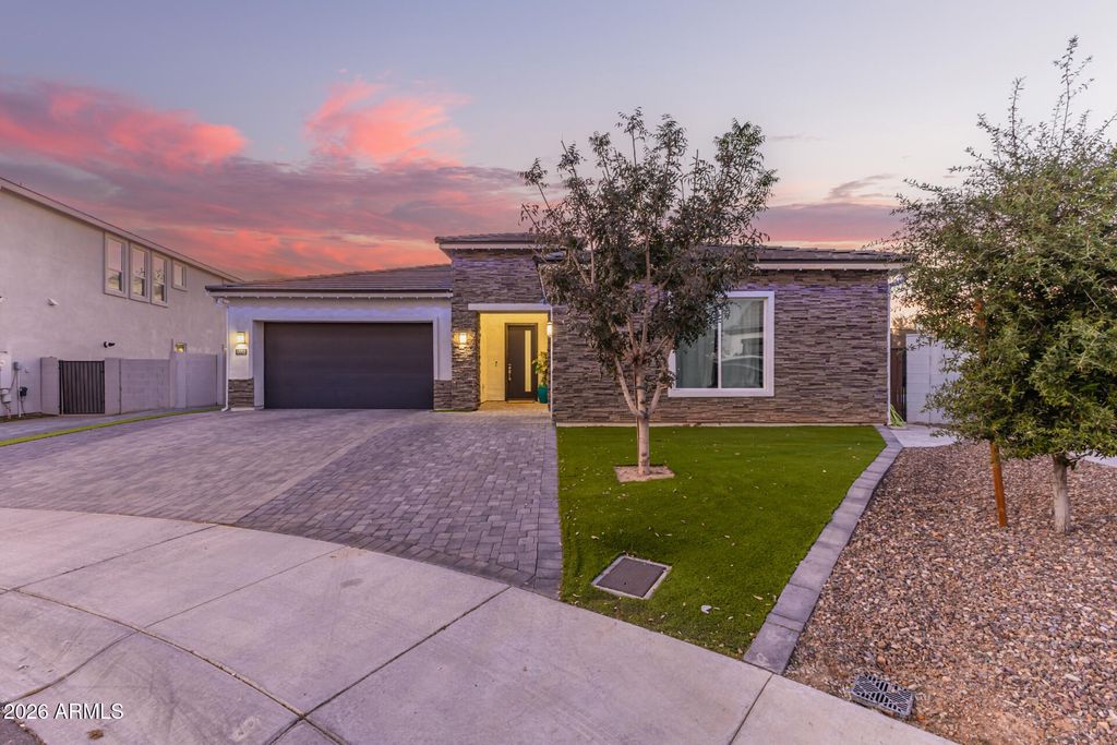 Photo of 17712 N 48th Place, Scottsdale, AZ 85254 (MLS # 6997753)