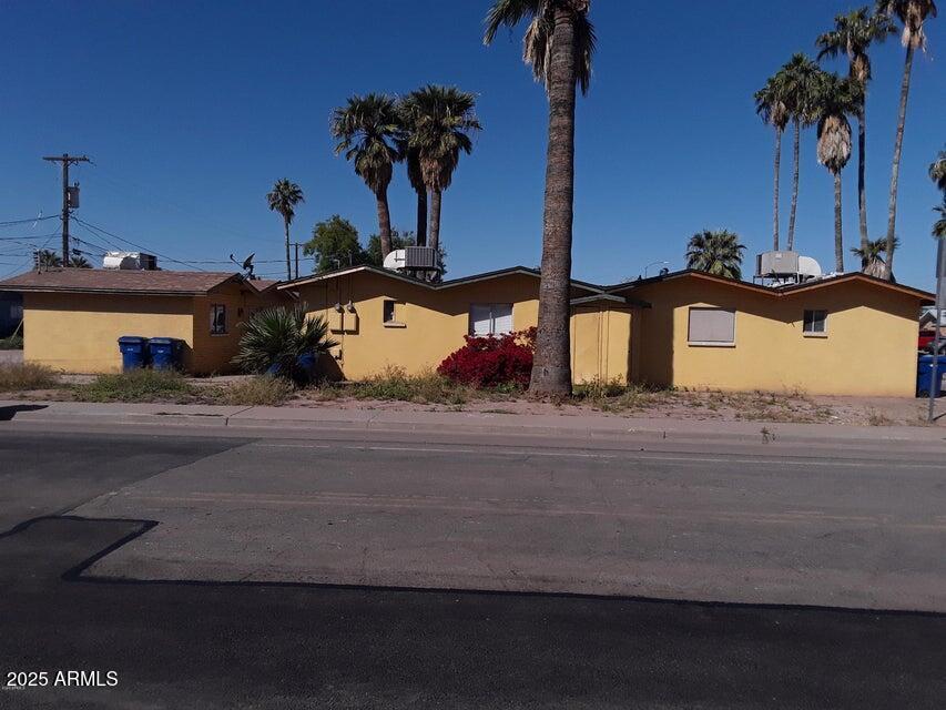 755 E MILLETT Avenue