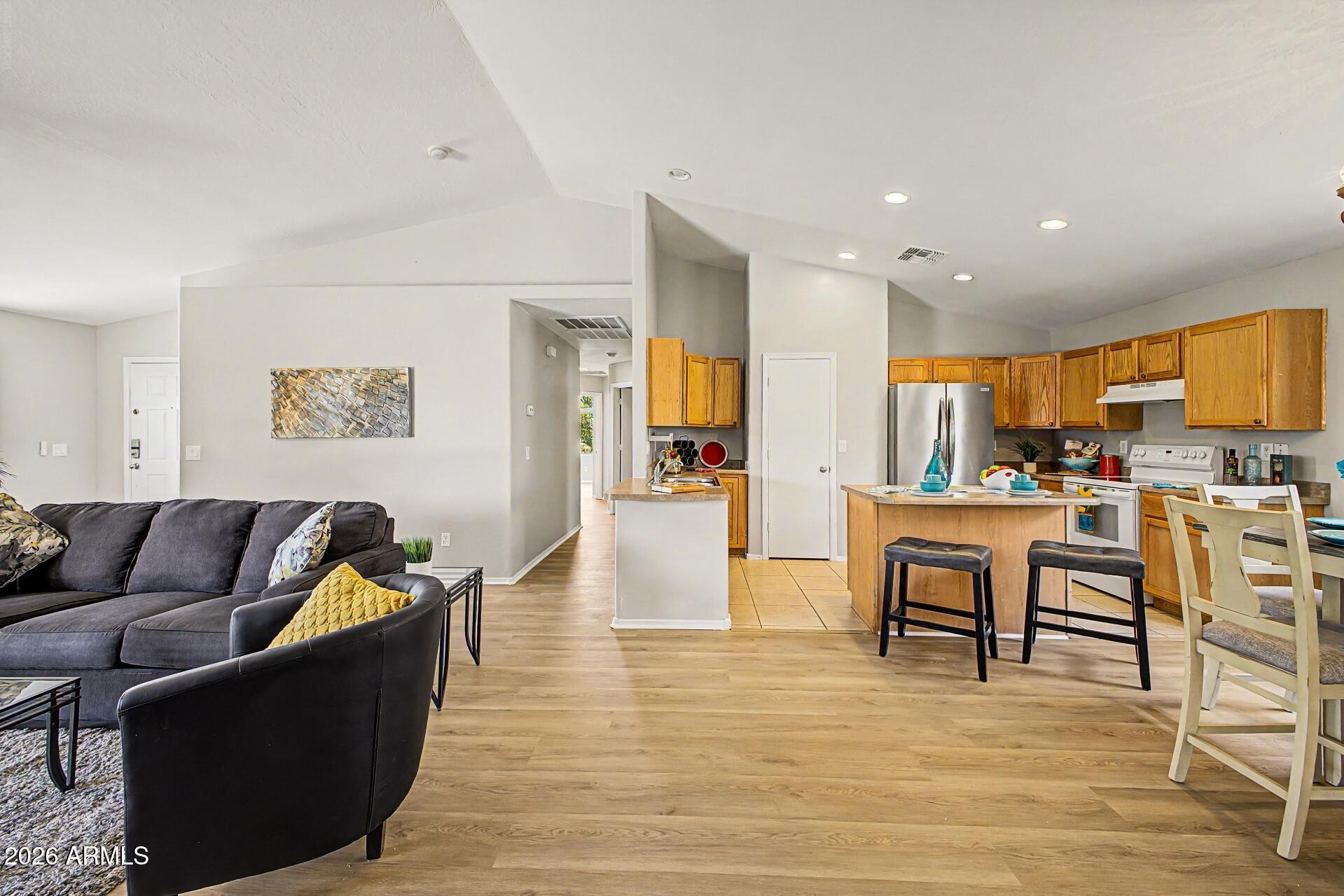 45789 W RAINBOW Drive