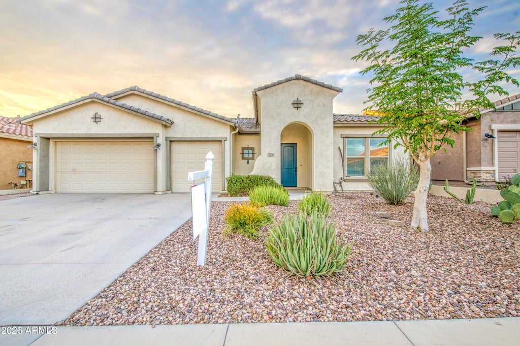 Photo of 7308 S Bennett Circle, Gold Canyon, AZ 85118 (MLS # 7082721)