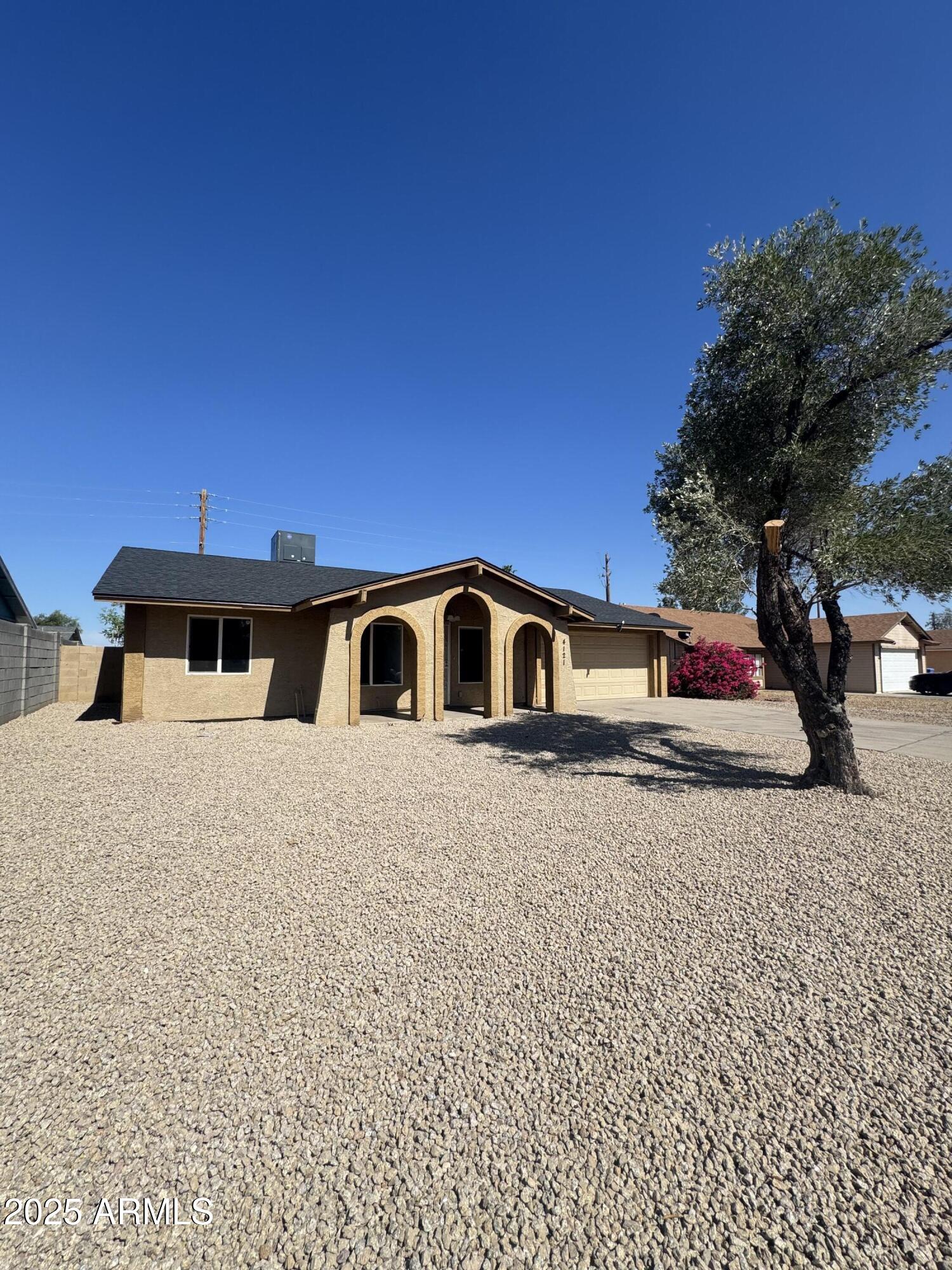 4121 N 79TH Drive