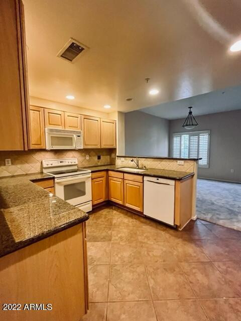 19700 N 76th Street Apt 2103
