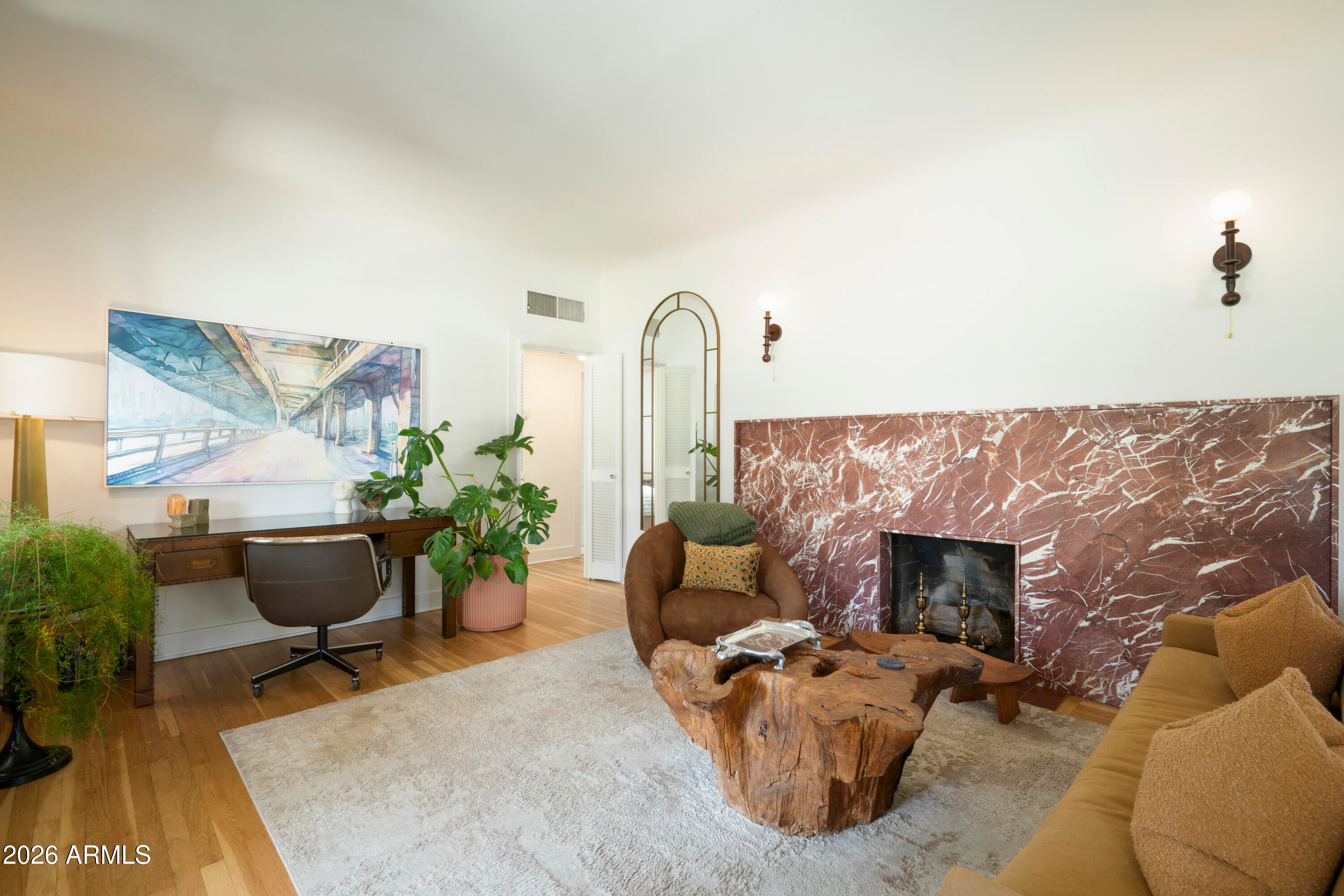 16 W COLTER Street