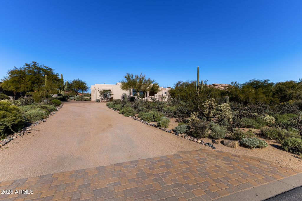 Photo of 7330 E Mary Sharon Drive, Scottsdale, AZ 85266 (MLS # 6955313)