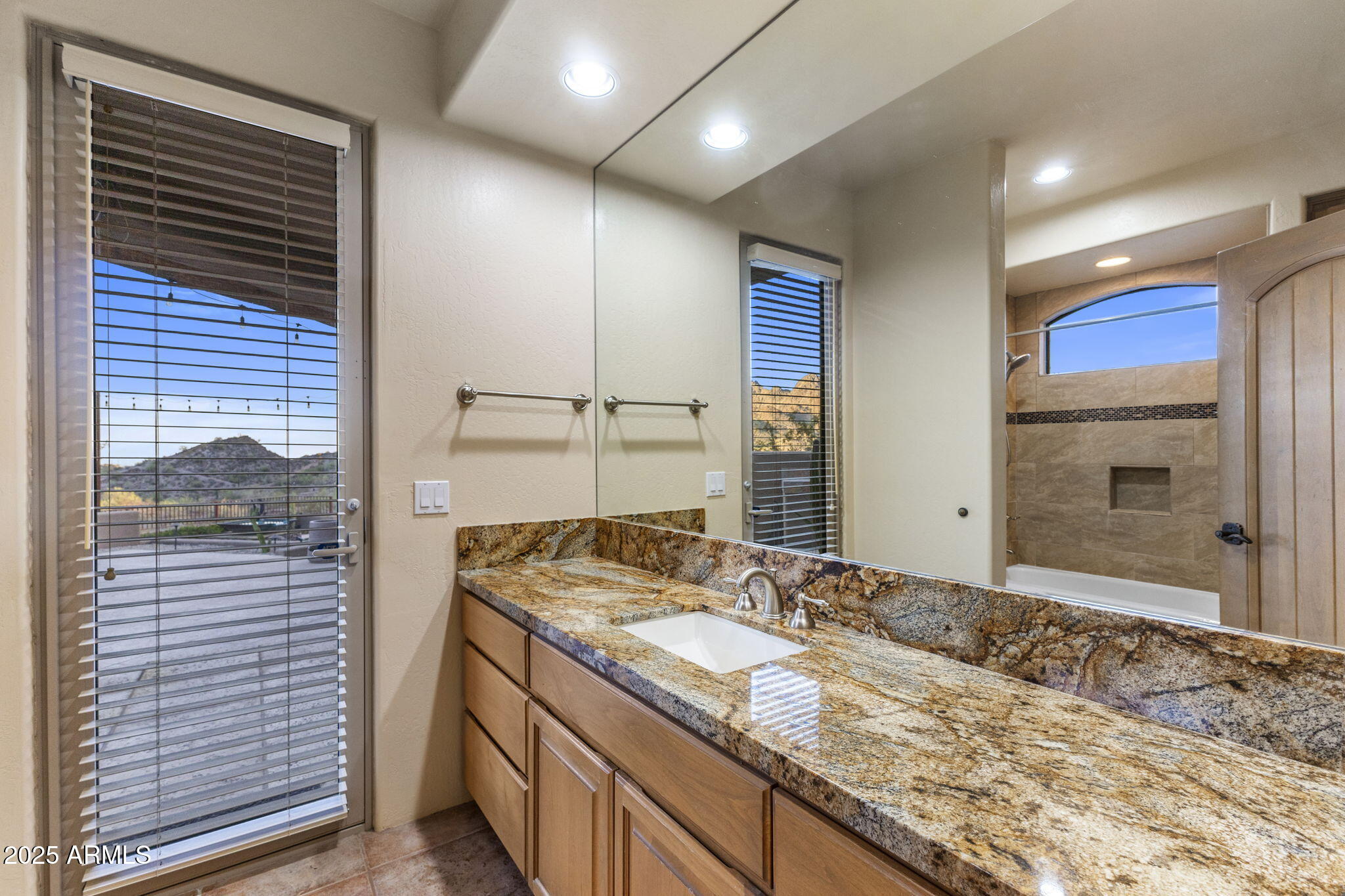PHOENIX HILLSIDE ESTATES LOT 1-17 TR A,B - Residential
